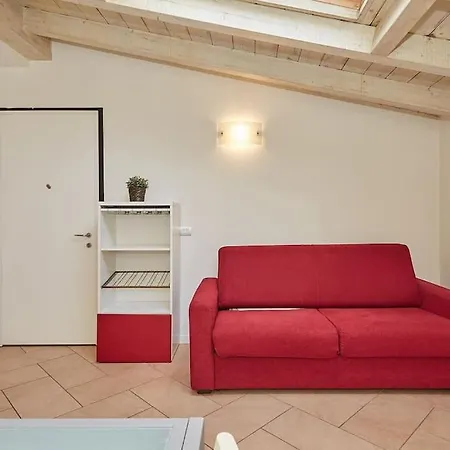 Apartmán Bovisa Smart 32 *