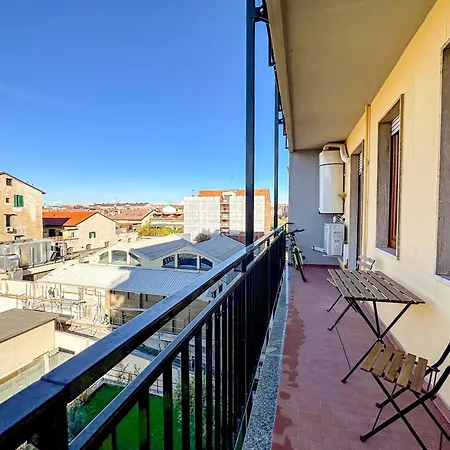 公寓 Torre 24 - Luxury Naviglio *