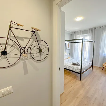 Torre 24 - Luxury Naviglio アパート *