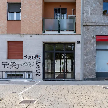 2 Bedroom Gem Next To Central Station With Ac *