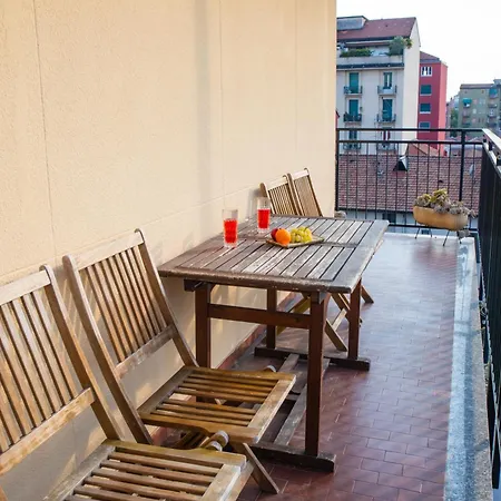 Apartment Grazioso Sui Navigli A 5 Minuti Dalla Metropolitana E Via Tortona Milan
