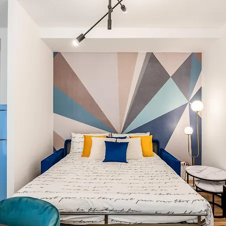 2 Bedroom Gem Next To Central Station With Ac *