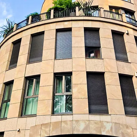 Foro Buonaparte - Red Castello Sforzesco 公寓 *