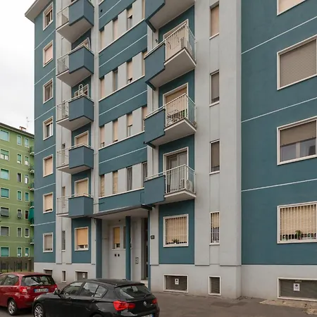 Cimiano M2 Cozy With Balcony Appartement *