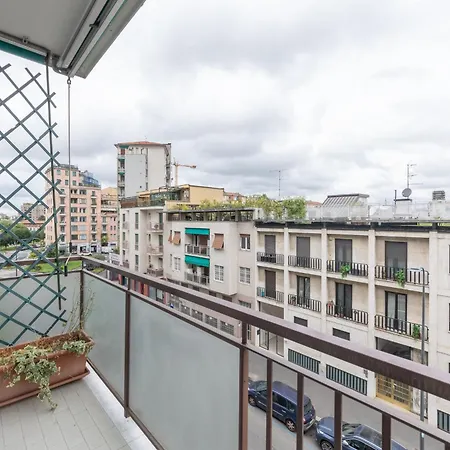 Chezromyk 2 The Kosher 3*