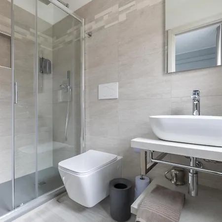 Chezromyk 2 The Kosher ميلان