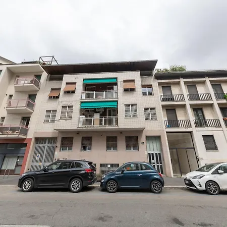 Bed and Breakfast Chezromyk 2 The Kosher Μιλάνο