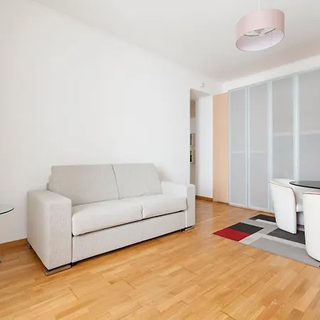 Guesthost - Domodossola M5 Modern Milano