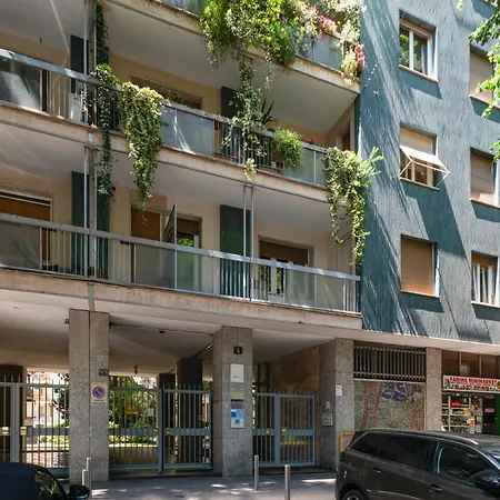 Guesthost - Domodossola M5 Modern *