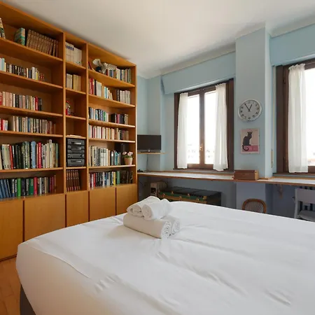 Guesthost - Roomy With Comfort! Metro M4 Linate