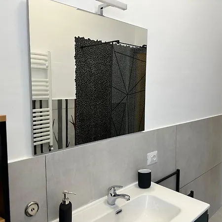 Before Requesting - Read Info On Photo Apartment *