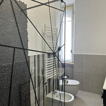 Before Requesting - Read Info On Photo Apartment Milan