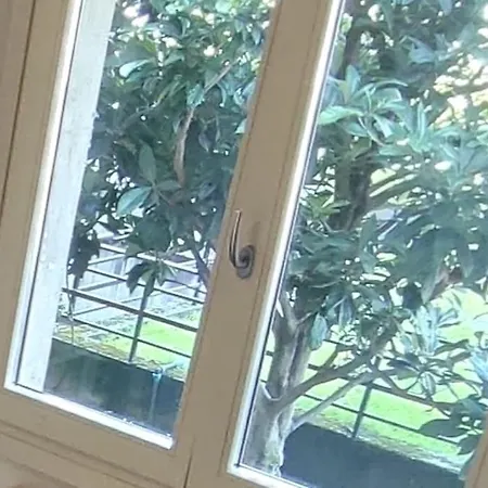 Bez In Fashion Design District Milano