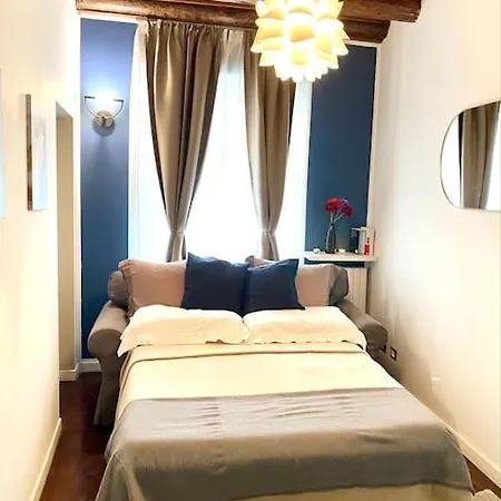 Duomo Area 2 Bedroom Deluxe Apartmán Milán