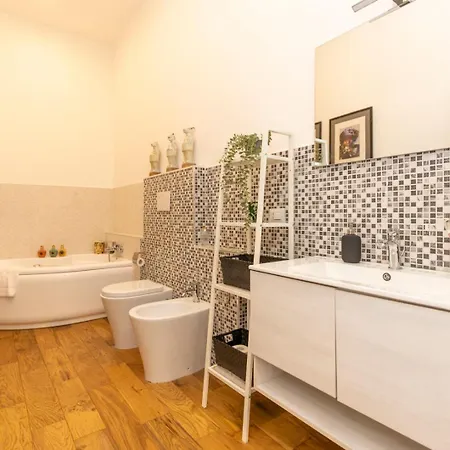 Apartament Loft Luxury Design- With 2 Bedrooms -wifi Ultra-5min Metro