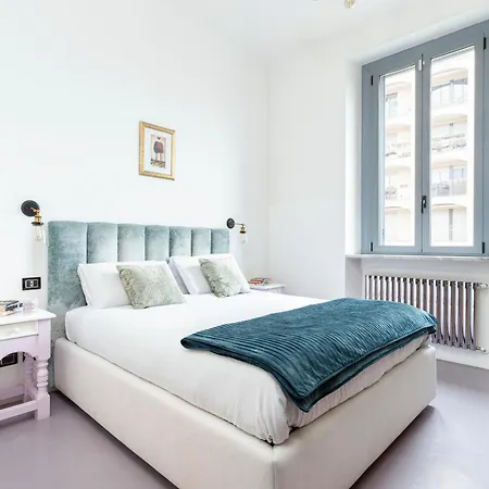 Apartment Stylish Industrial Flat Milan