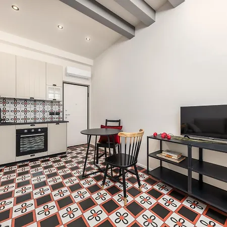 Apartment 2fo6 - Navigli-duomo - Chic Luxury -