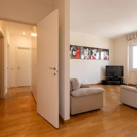 Apartament Caracciolo Sempione Fiera By Halldis *
