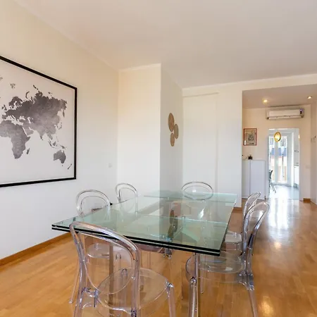 Caracciolo Sempione Fiera By Halldis Apartment Milan