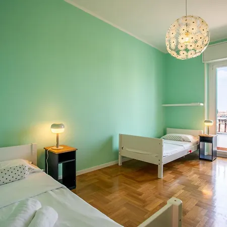 Caracciolo Sempione Fiera By Halldis Apartament *