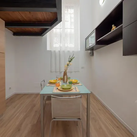 Stazione A 10min A Piedi, Porta Venezia - Corso Buenos Aires, Metro A 200m Апартаменты *