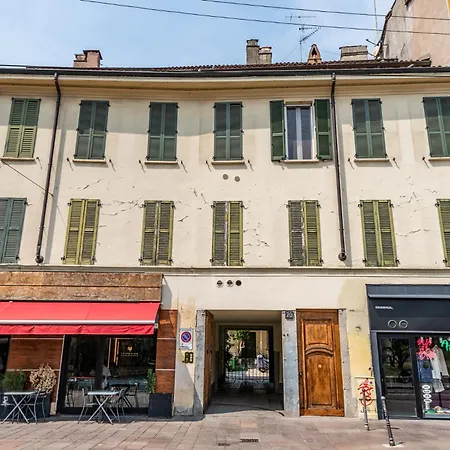 2 Pax Wi-fi Porta Ticinese * Milano