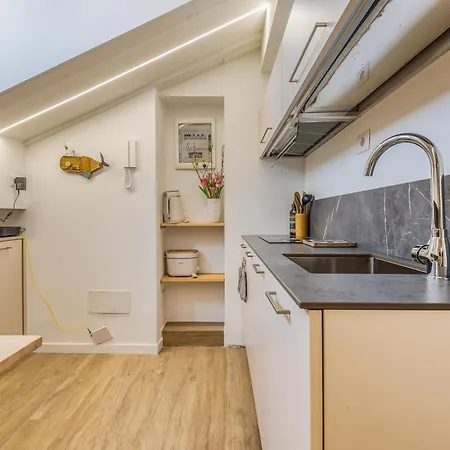 2 Pax Wi-fi Porta Ticinese Milano