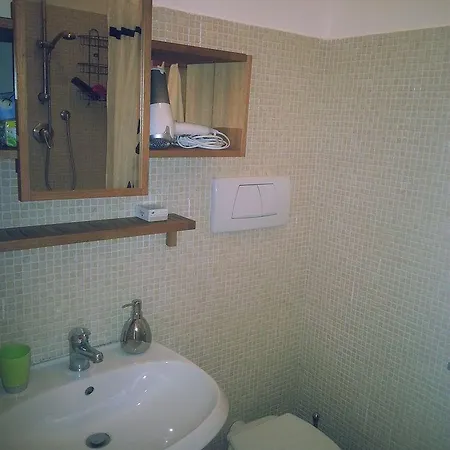 Lazzaro Papi Halldis Apartment Ξενοδοχείο