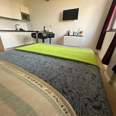 Appartement Stardust Padre Giuliani *