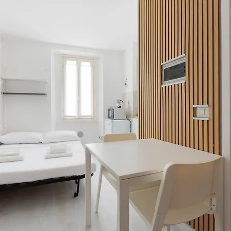 Guesthost - Cosy -m3 Yellow Line Affori Fn