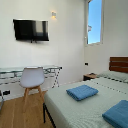 Modern 3 Bedrooms Apartment