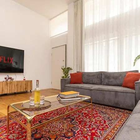 Loft Luxury Design- With 2 Bedrooms -wifi Ultra-5min Metro * ميلان