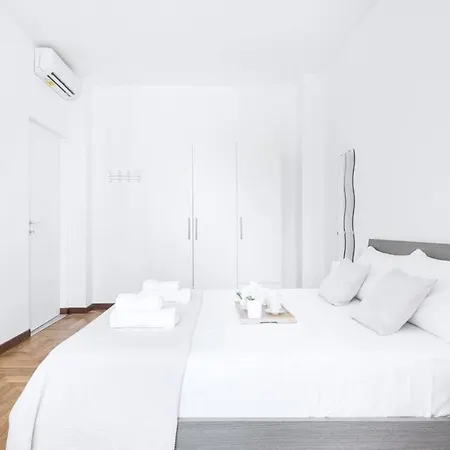 Easylife - Beautiful In Porta Romana Milán
