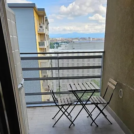 Free Parking Garage, Bicocca, Metro M5 A 200mt, 13th Floor, Giardino Con Giochi ميلان