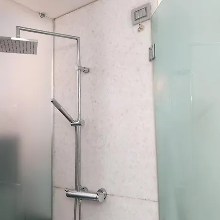 Loft Elegante In Centro In Zona Signorile - Davanti Metro Apartmán Milán