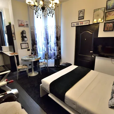 Διαμέρισμα Stupendo Di Design A Tema America- Potente Wi-fi Ottimo Il Collegamento Con Aeroporto Di Malpensa E Rho Fiera, Vicino Metro