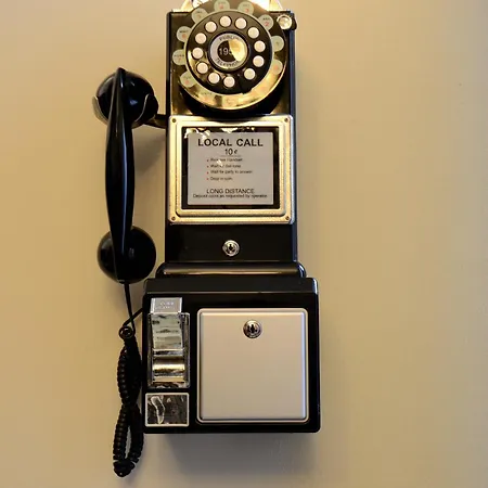 Stupendo Di Design A Tema America- Potente Wi-fi Ottimo Il Collegamento Con Aeroporto Di Malpensa E Rho Fiera, Vicino Metro Διαμέρισμα