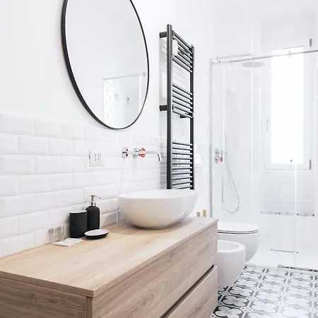 Easylife - - Papiniano 43 - Navigli * Mediolan