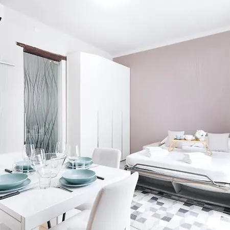 Easylife - Comfy Flat A Few Steps From Navigli * Milan