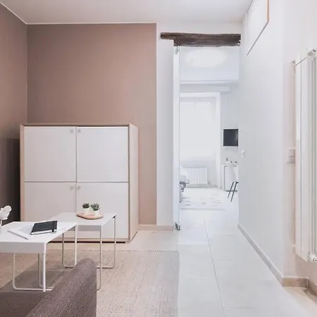 Apartment Easylife - Comfy Flat A Few Steps From Navigli Milan