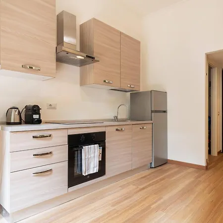 Salutati Flexyrent Ac * מילאנו