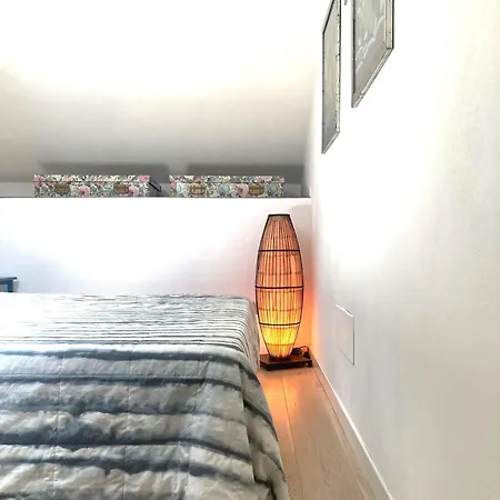Apartment Cozy And Bright Flat In Isola Milan