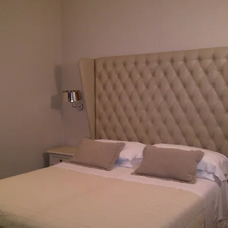 Apartment Castello Arco Della Pace