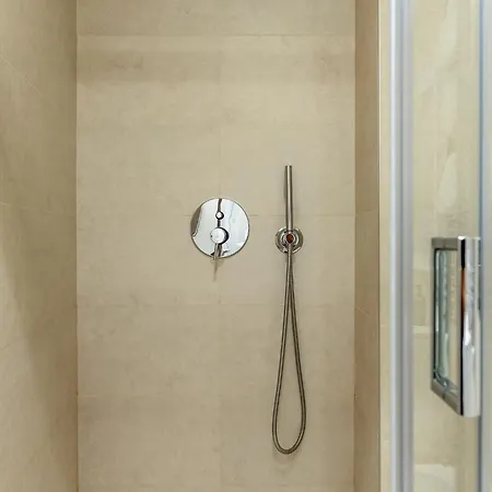 شقة Porta Venezia Design ميلان
