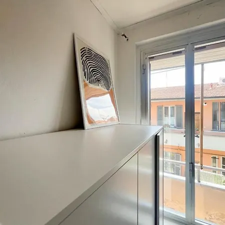 Small Flat * Milan
