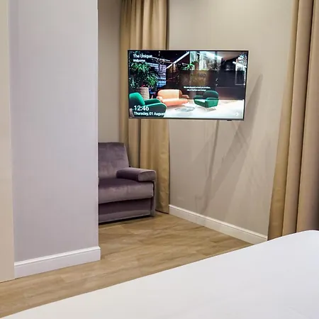 Hotel The Unique 4*