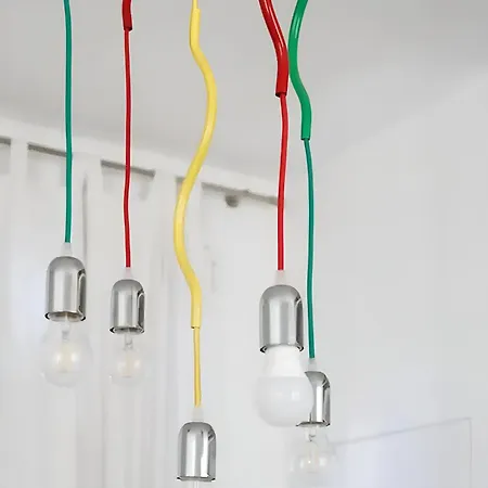 Yr - Station Mediolan