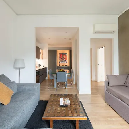 Apartment Heart Duomo Missori Milan