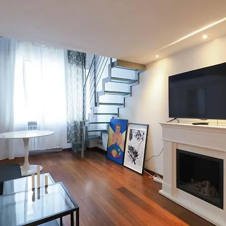 Lägenhet Loft Bilocale Due Livelli St Agostino - Mirable Pm