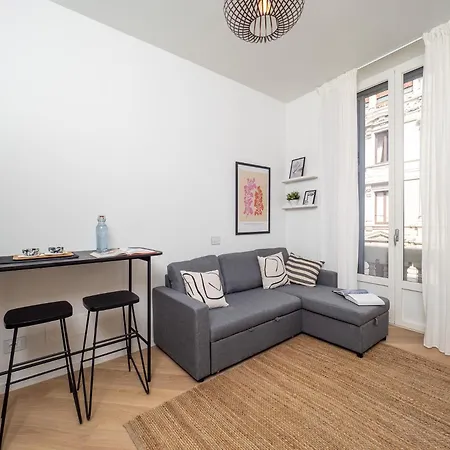 Apartment Arco Della Pace - Elegant For 3 Guests *